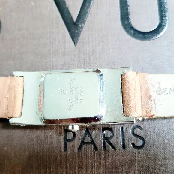 Vintage Louis Vuitton Paris Vintage Leather Wrist Watch 20m - Picture 9 of 9